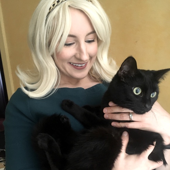 My aesthetic is Revlon Streetwear nail polish💅👌 - Picture 1 of 2